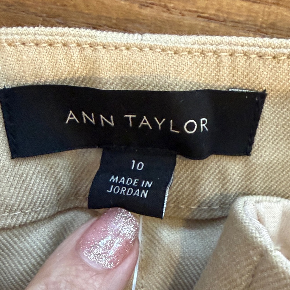 Ann Taylor Women's Tan linen slacks pants size 10 - Picture 4 of 10